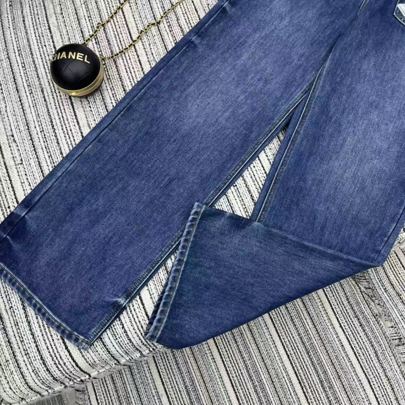 Ch**el jeans